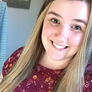 Meet your Posher, Kara